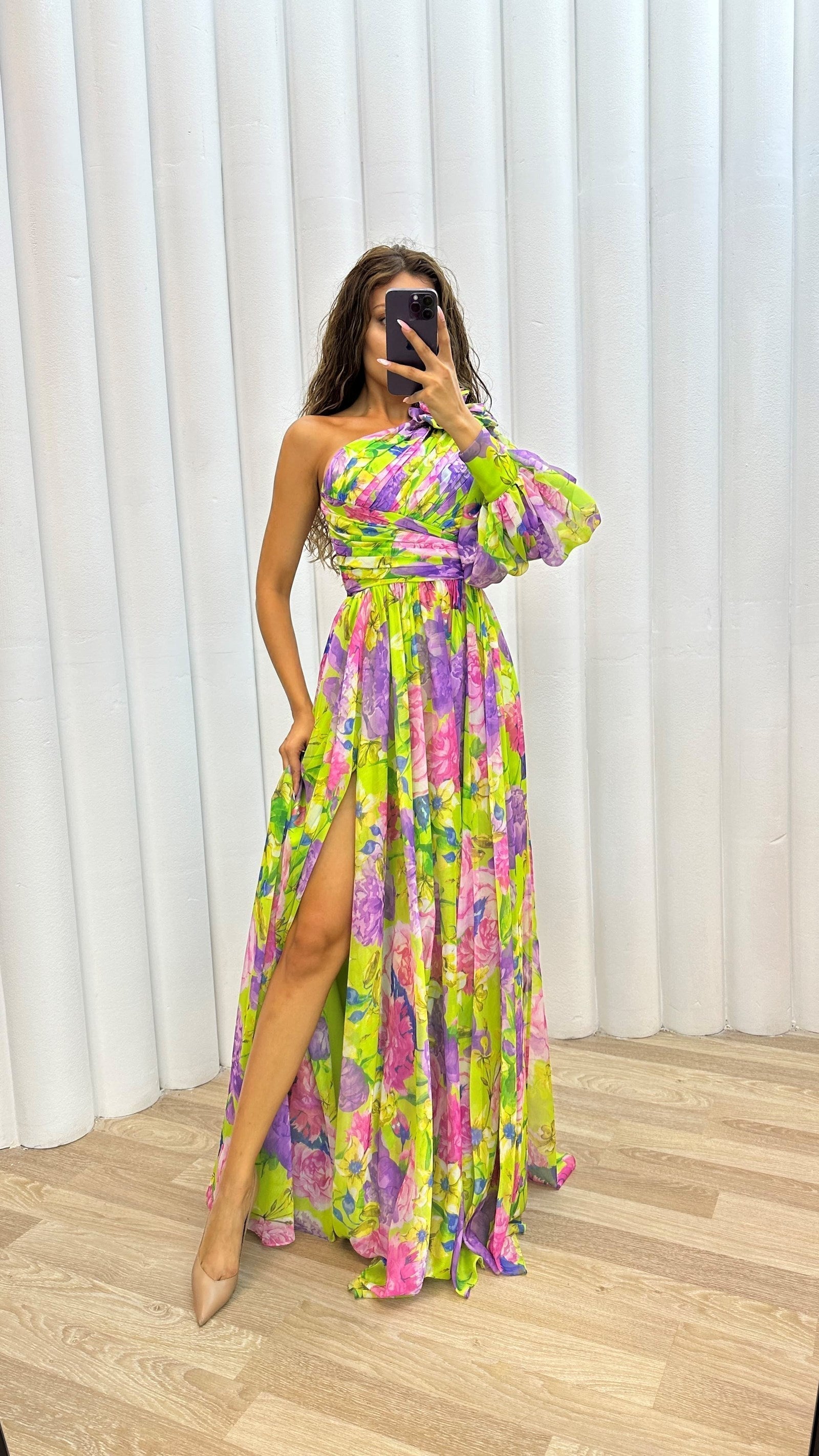 Women's Elegant Flowy Maxi Dress | Graduation | Serellia™ Side