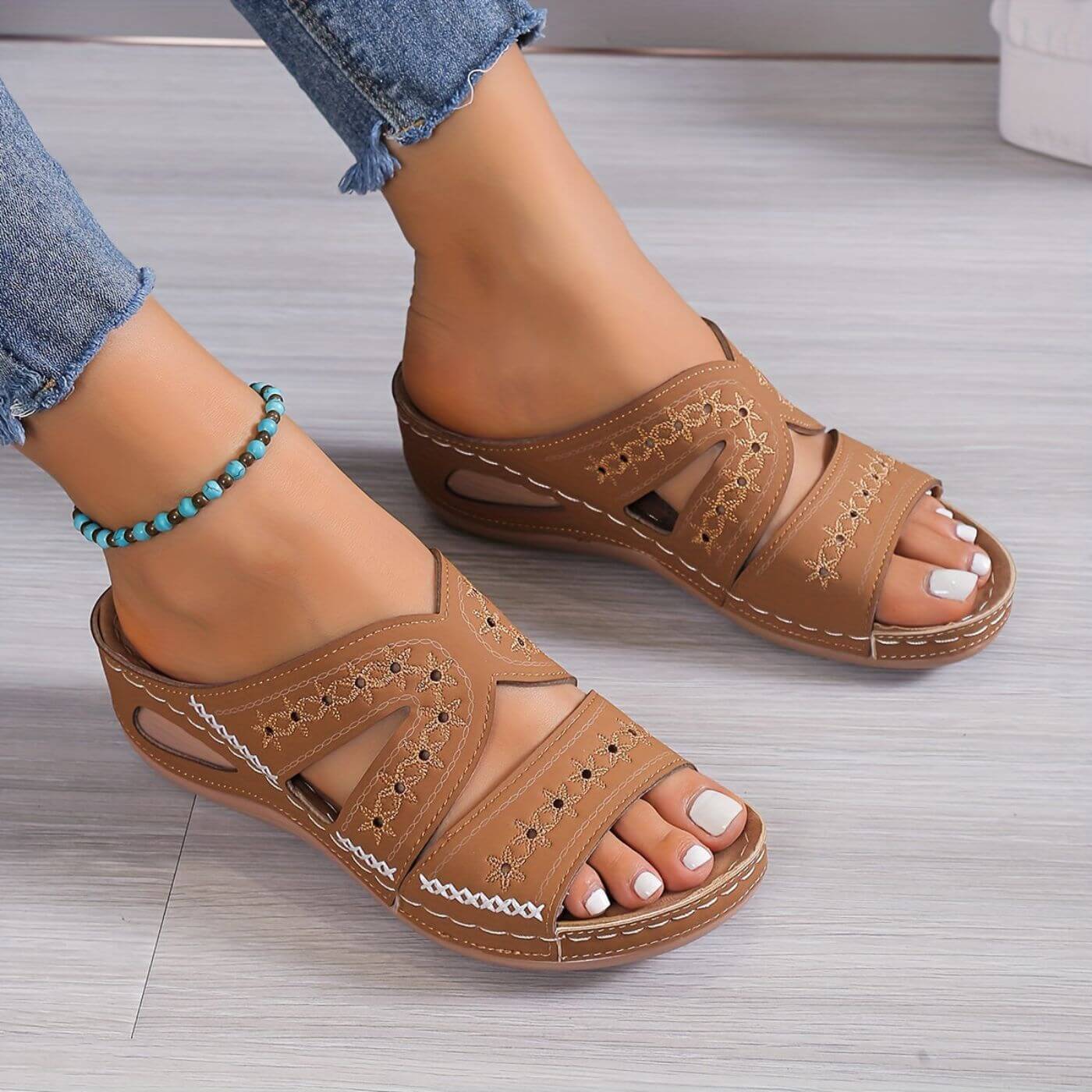 Sandals Women's Slip-Resistant Orthopedic | Veloria™ Side